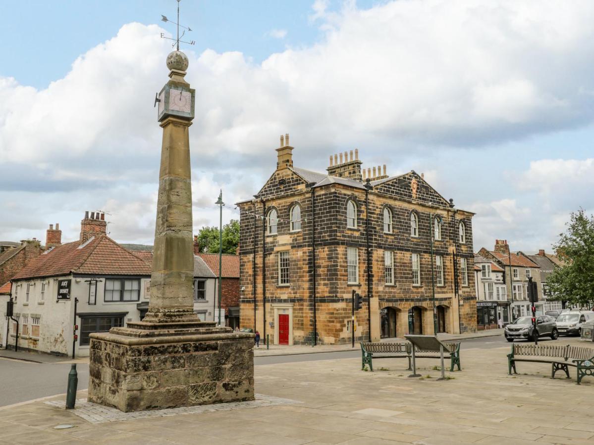 Guisborough Town Hall Exteriér fotografie